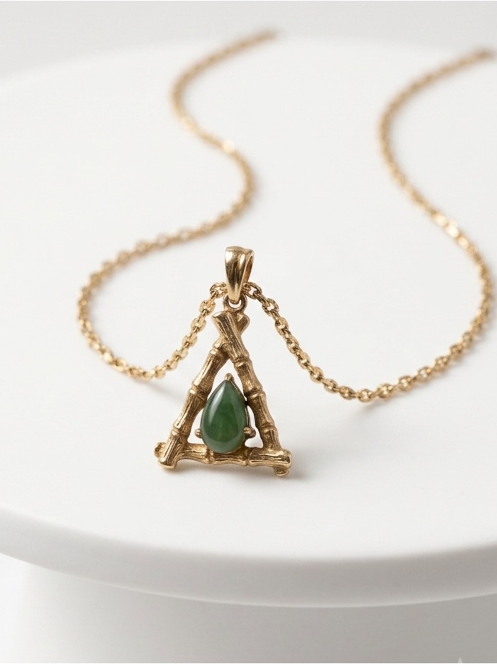 Vintage Faux Jade Pendant Gold Plated Necklace